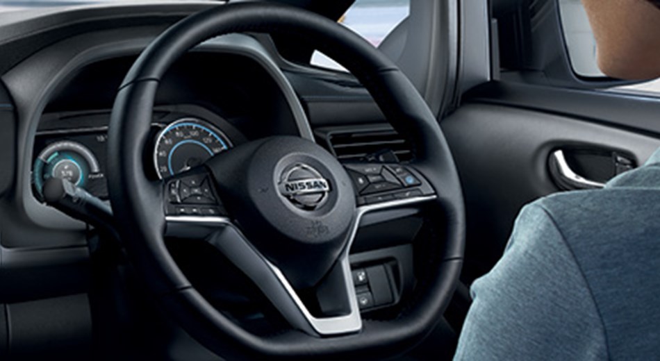 Nissan Leaf Comfort Heated Steering Wheel 