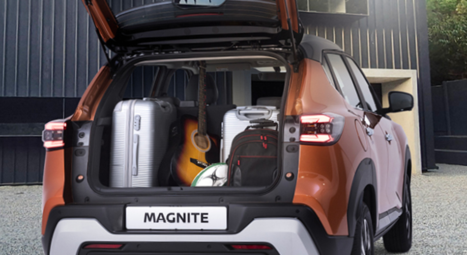 HAYON À LARGE OUVERTURE POUR UN CHARGEMENT DES MARCHANDISES SIMPLIFIÉ.-Vehicule Feature Image