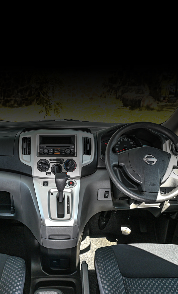 nv200 interior 607x1000