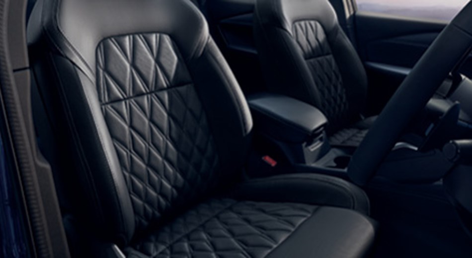 Diamond Stitched Massage Leather Seats-Vehicle Feature Image