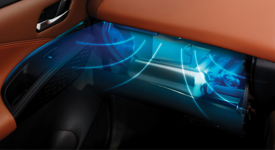 BOÎTE À GANTS AVEC FONCTION DE RÉFRIGÉRATION-Vehicule Feature Image